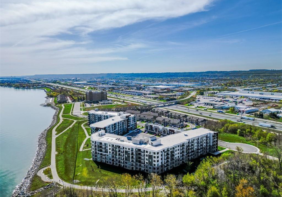 125-shoreview-place-hamilton-ontario-x13155204