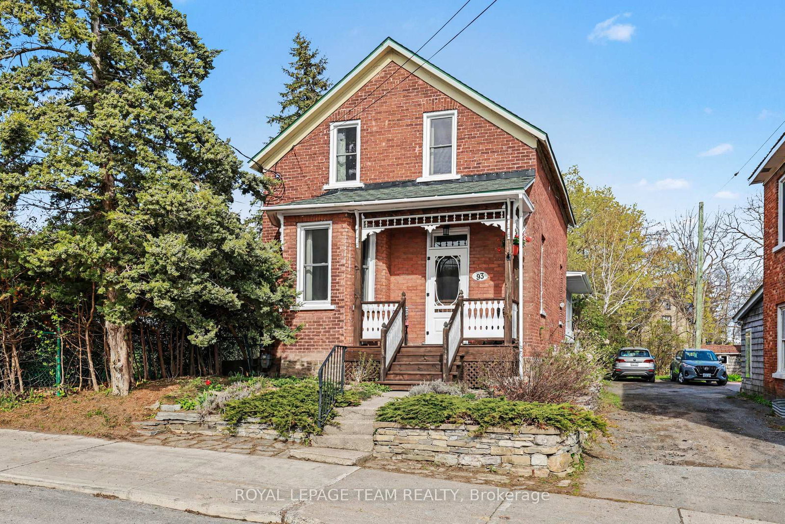 93-queen-street-mississippi-mills-ontario-x13155454