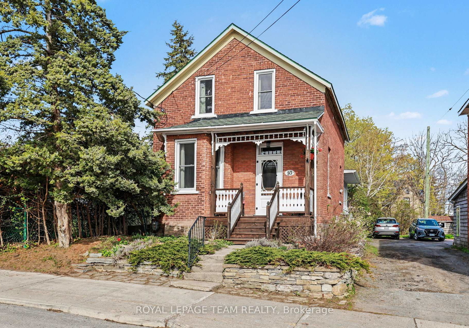 93-queen-street-mississippi-mills-ontario-x13155454