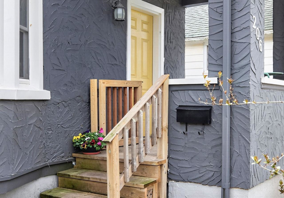 206-york-street-st-catharines-ontario-x13155572