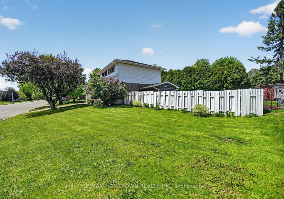 512-laurier-boulevard-brockville-ontario-x13155588