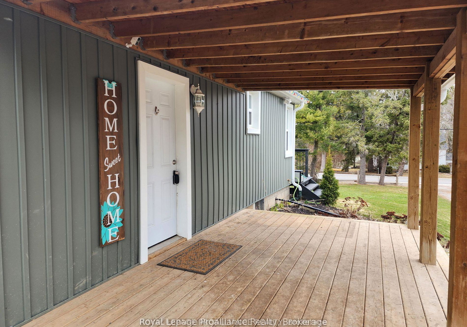 2307-county-road-3-prince-edward-county-ontario-x13155744