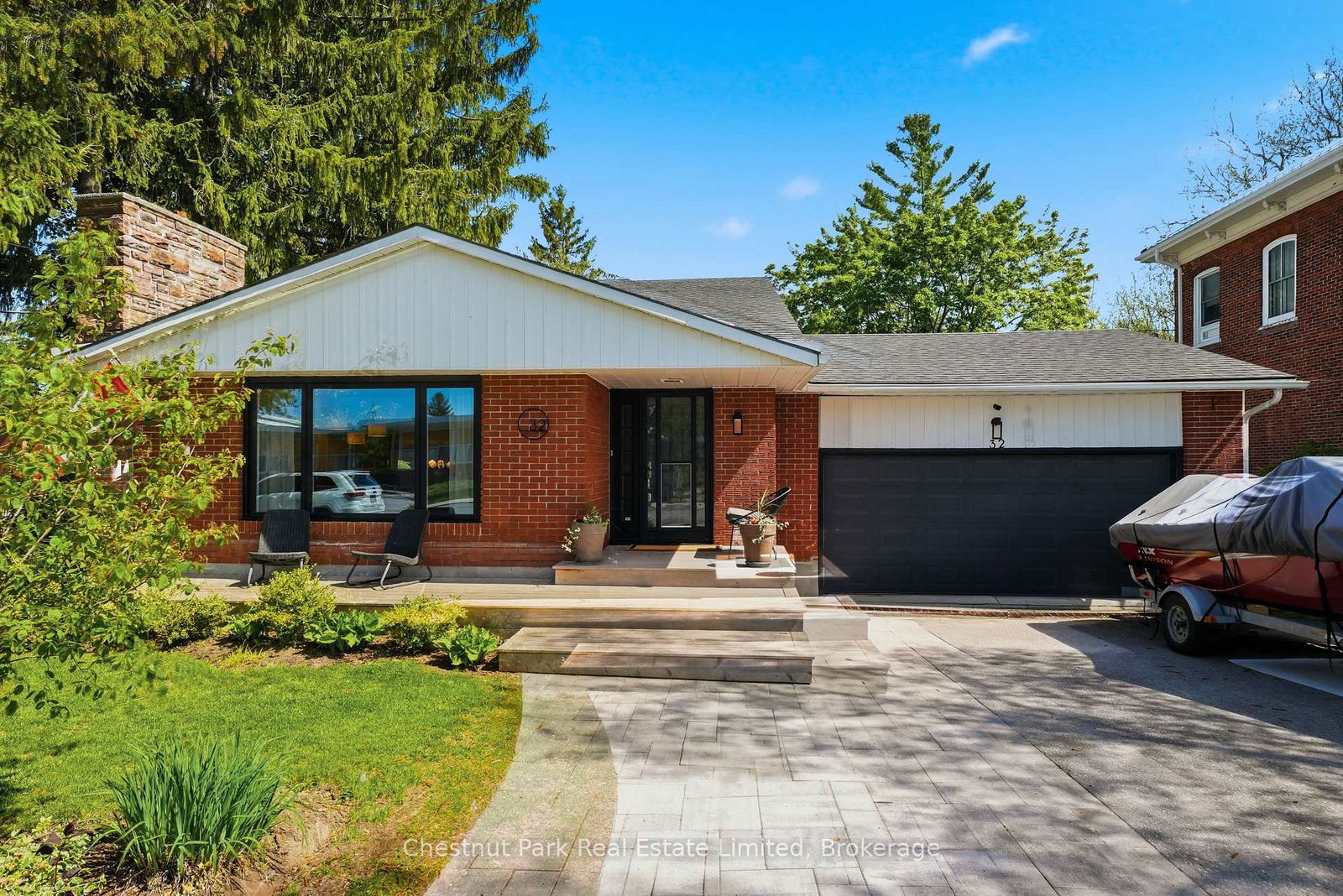 32-barker-street-prince-edward-county-ontario-x13155760