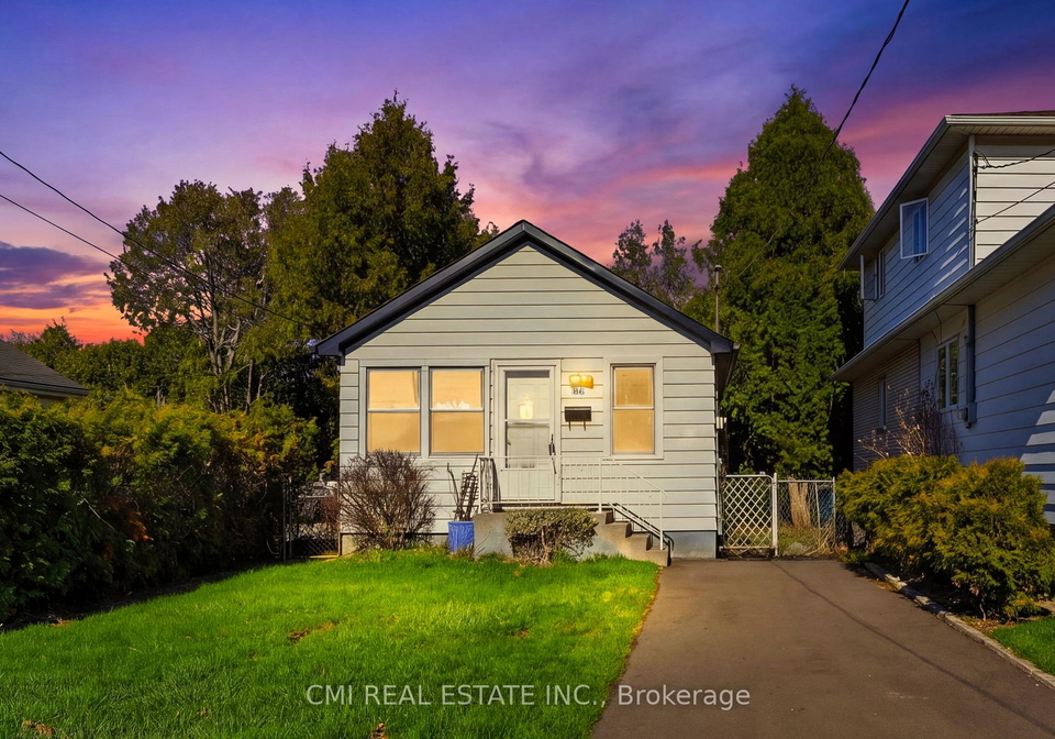 86-adair-avenue-s-hamilton-ontario-x13155776