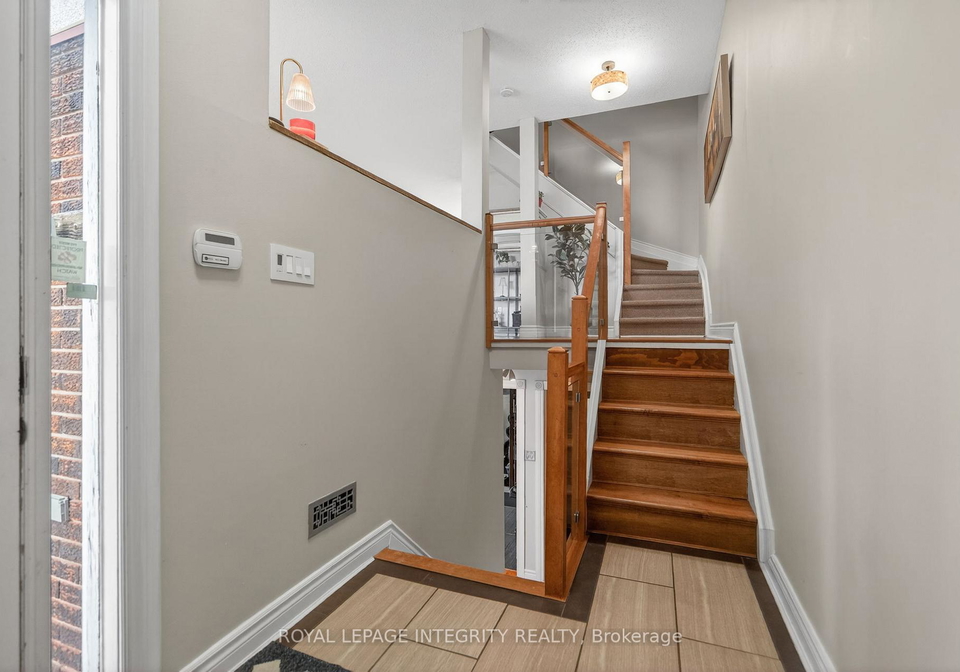 24-westcliffe-road-ottawa-ontario-x13155836