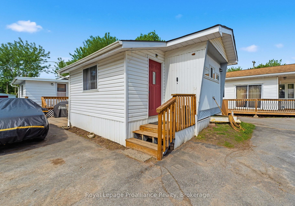 53-63-whites-road-quinte-west-ontario-x13155852
