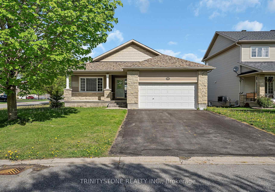 90-sinclair-avenue-carleton-place-ontario-x13155944