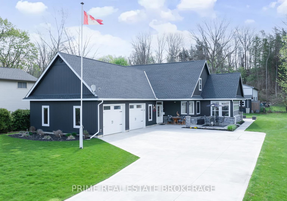 5329-broadview-avenue-lambton-shores-ontario-x13156344