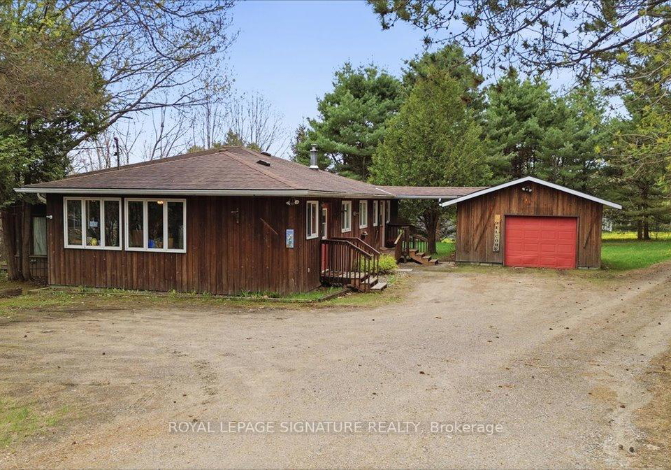 2212-1-highway-60-huntsville-ontario-x13156366