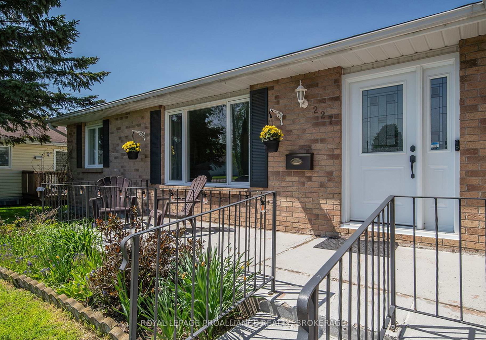 227-cross-street-deseronto-ontario-x13156370