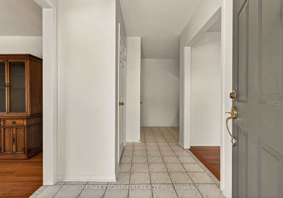 11-pirie-drive-hamilton-ontario-x13156470