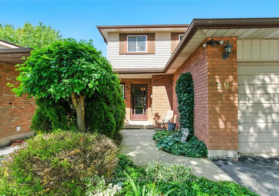 39-megna-court-hamilton-ontario-x13156622