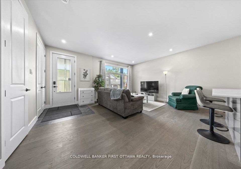 22-inverkip-avenue-ottawa-ontario-x13156632