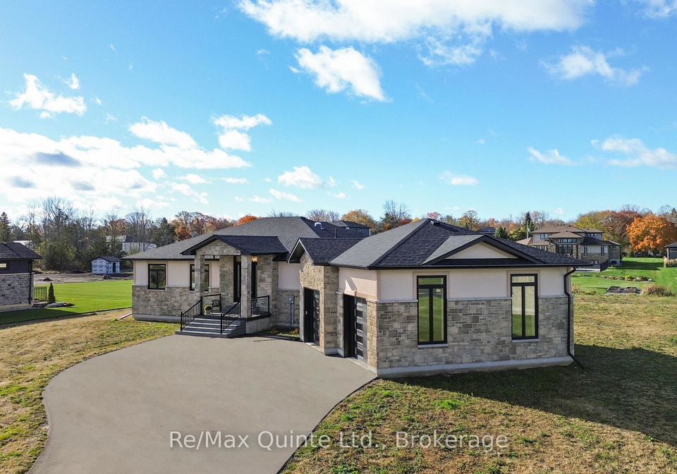 76-navigation-drive-prince-edward-county-ontario-x13156648
