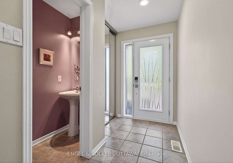 27-briarway-private-ottawa-ontario-x13156658