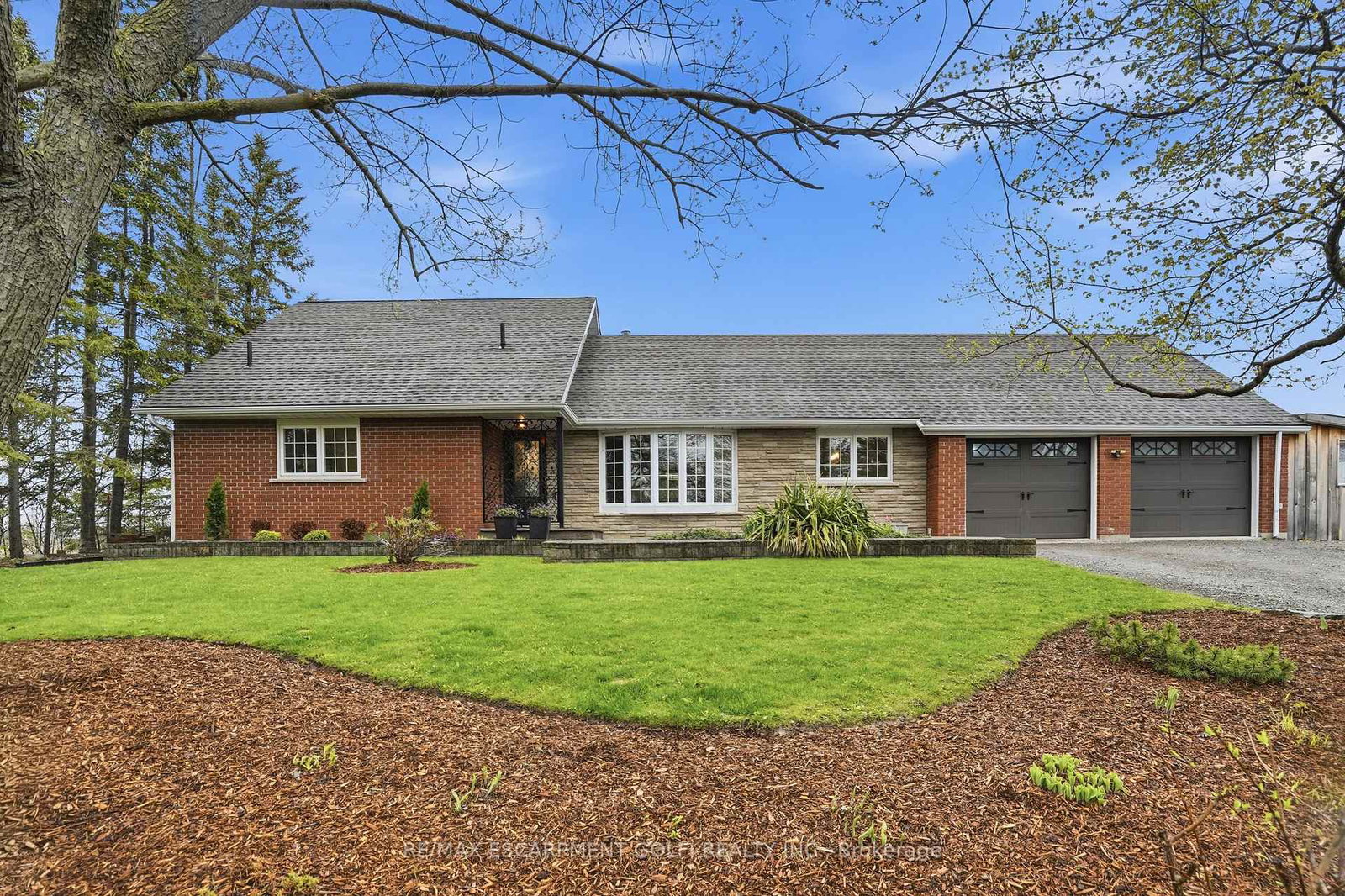 800-hall-road-hamilton-ontario-x13156672