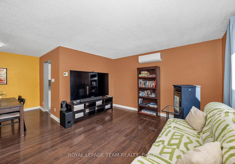 23a-woodvale-green-ottawa-ontario-x13156730