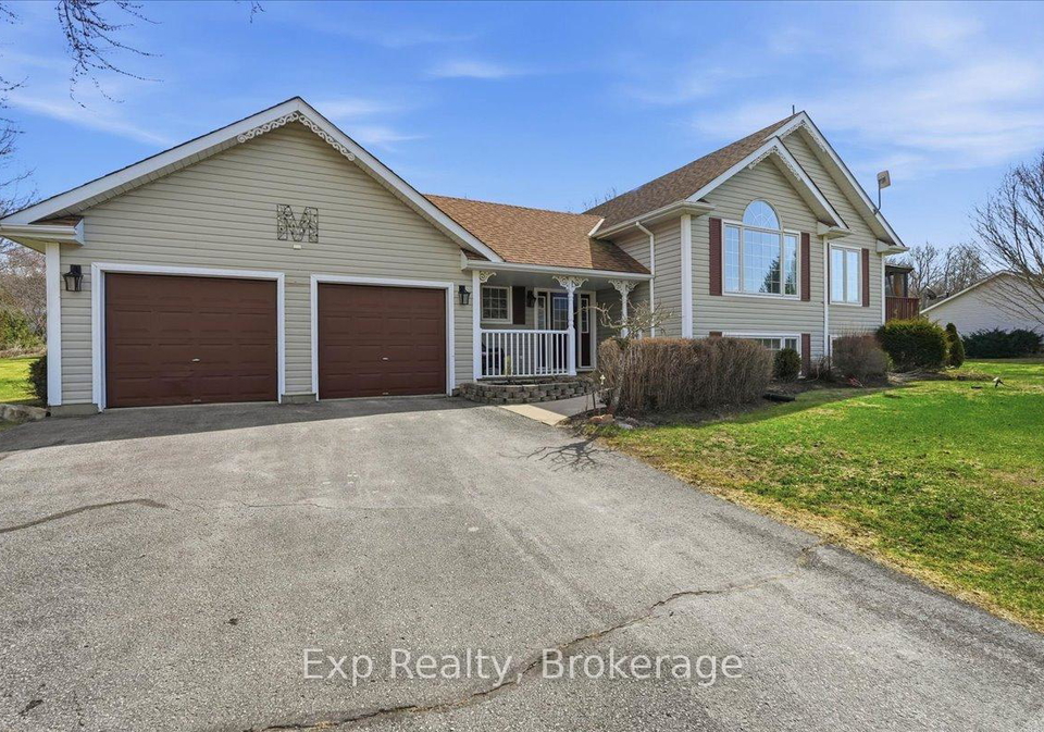 113-deerfield-drive-quinte-west-ontario-x13156736