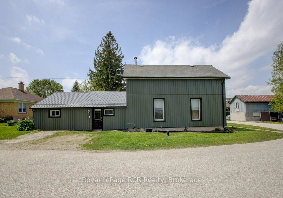 2056-mill-street-e-howick-ontario-x13157058
