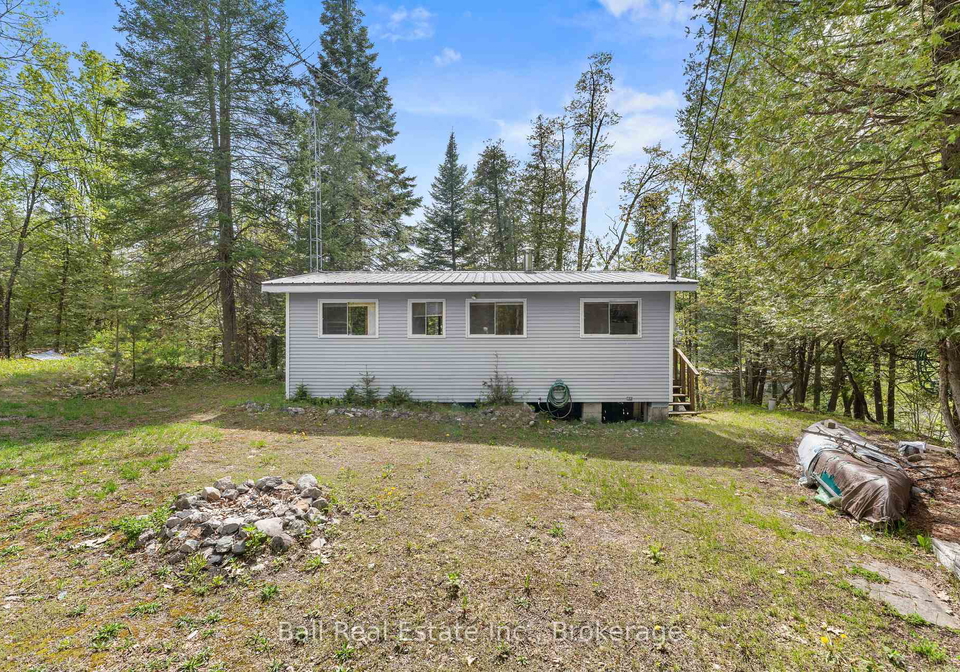 14-fire-route-94c-trent-lakes-ontario-x13157468