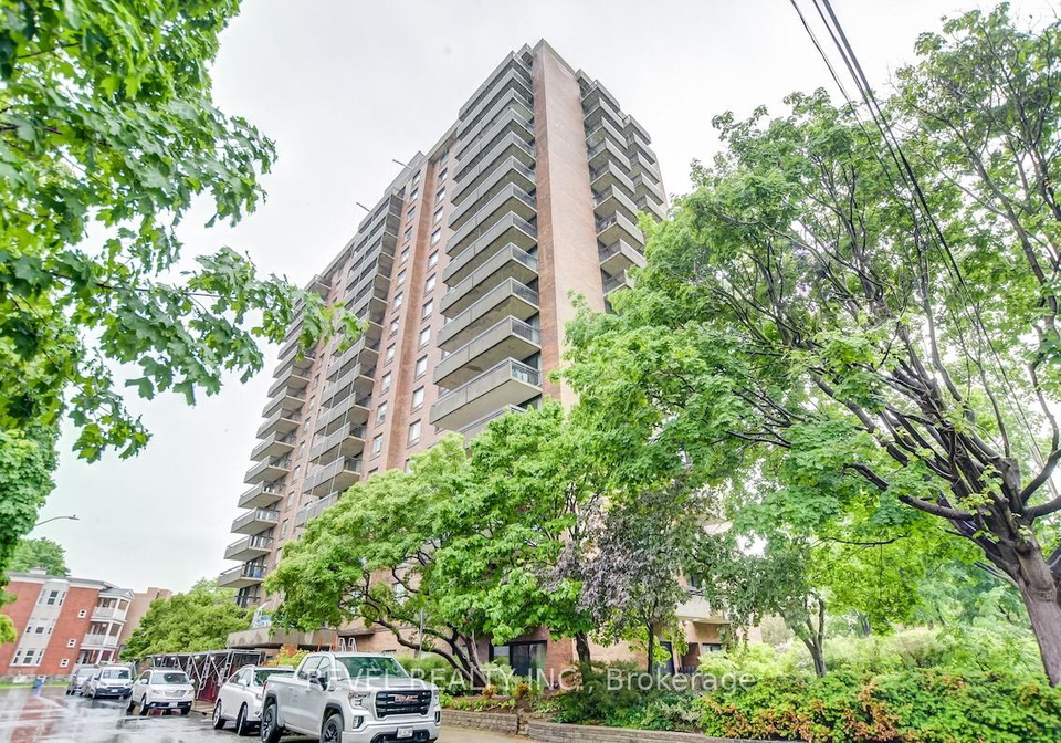 20-the-driveway-drive-ottawa-ontario-x13157480