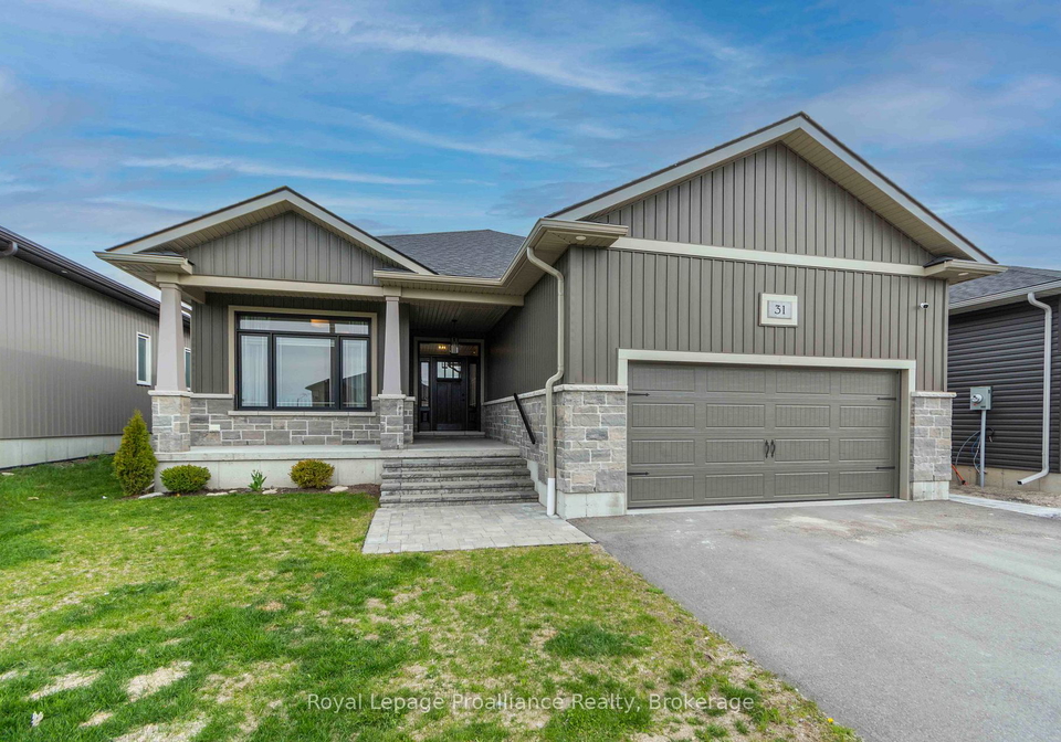 31-schmidt-way-quinte-west-ontario-x13157506