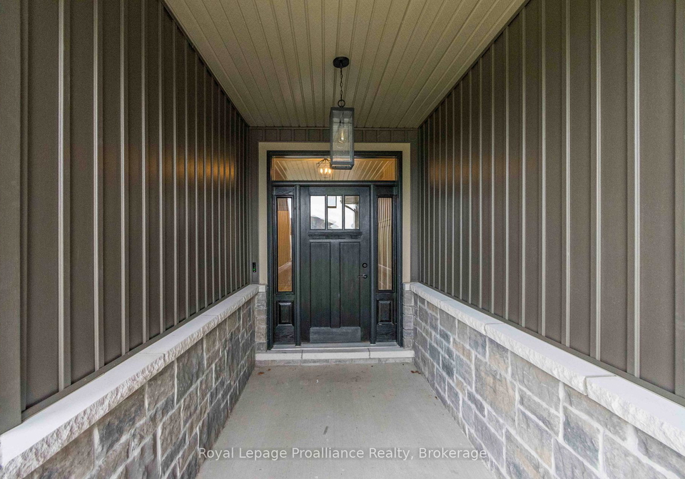 31-schmidt-way-quinte-west-ontario-x13157506