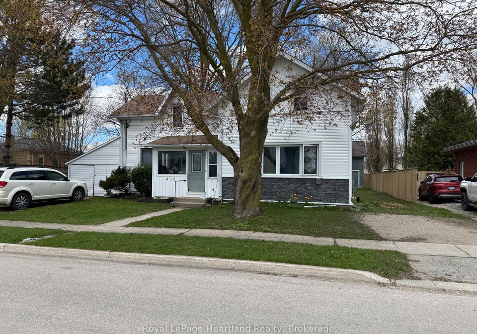 635-yonge-street-minto-ontario-x13157682