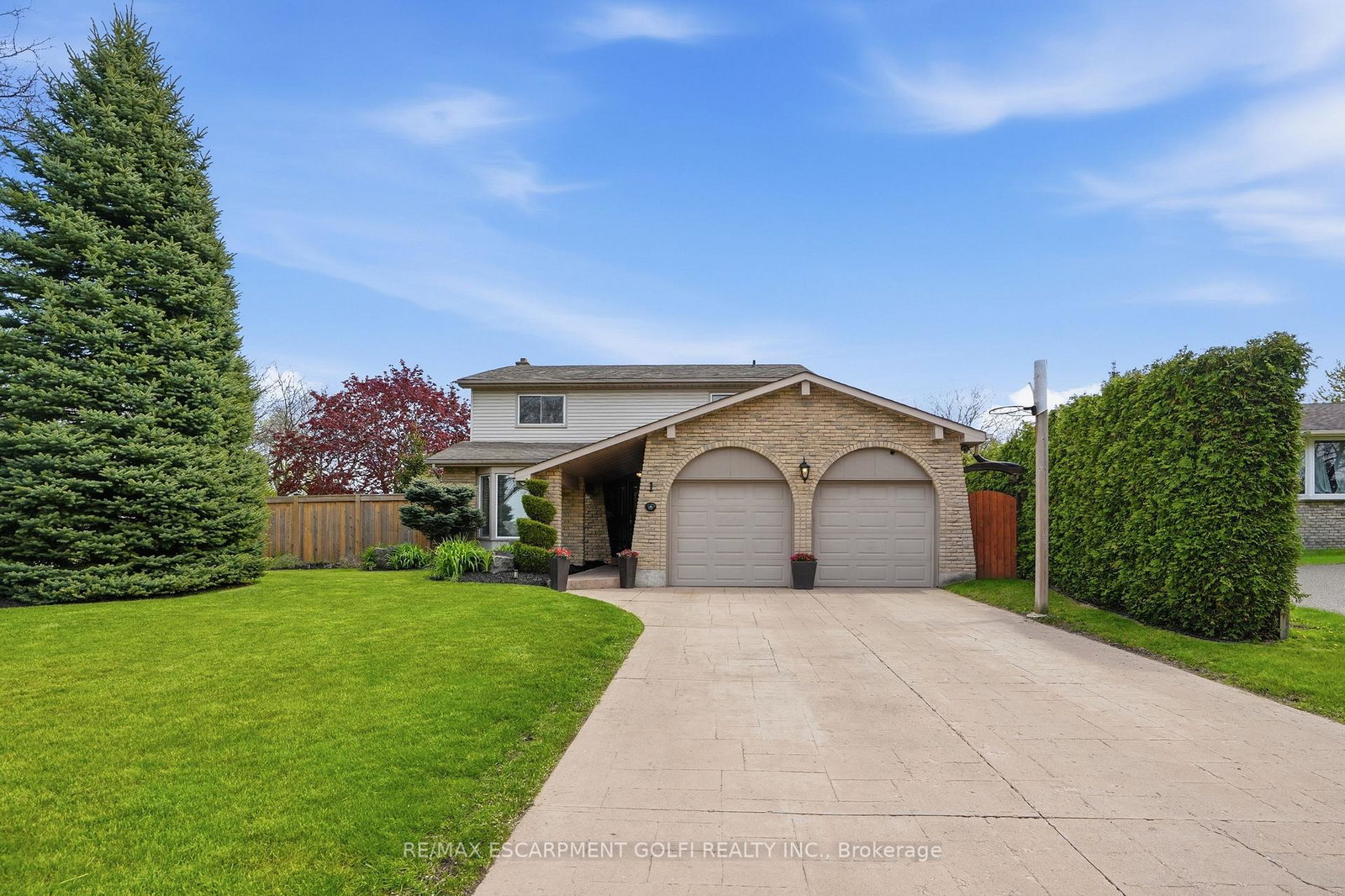 1-oakmeadow-place-st-catharines-ontario-x13157762