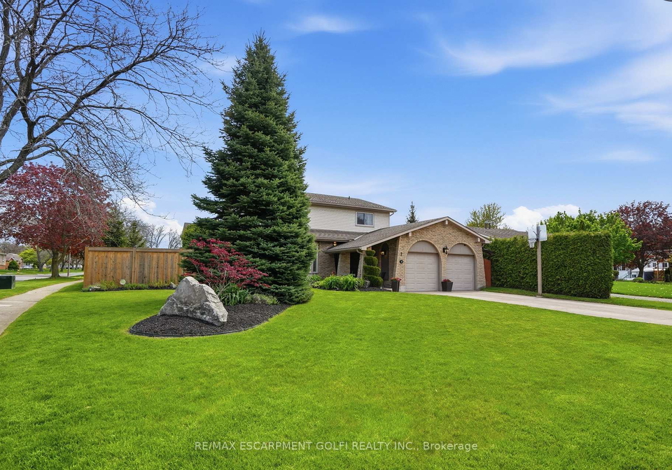 1-oakmeadow-place-st-catharines-ontario-x13157762