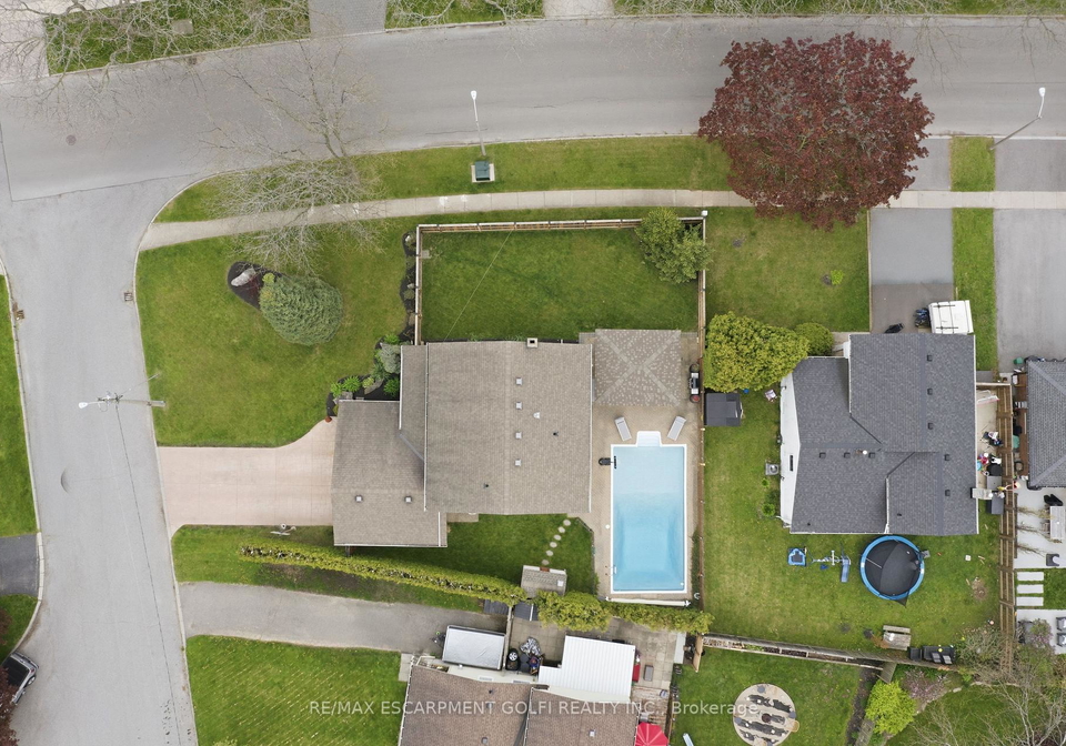 1-oakmeadow-place-st-catharines-ontario-x13157762