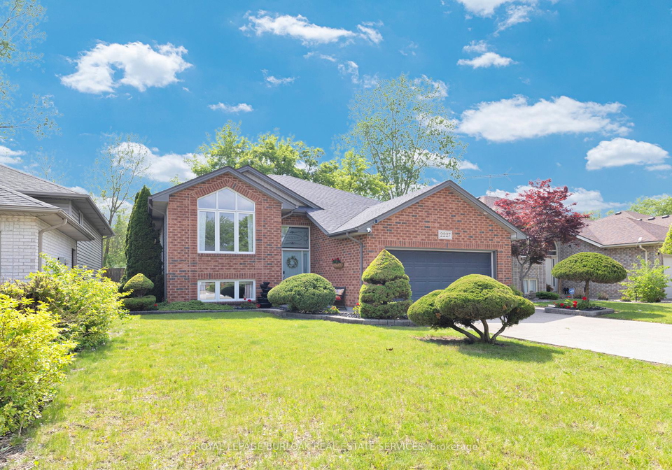 2227-st-clair-avenue-windsor-ontario-x13157858