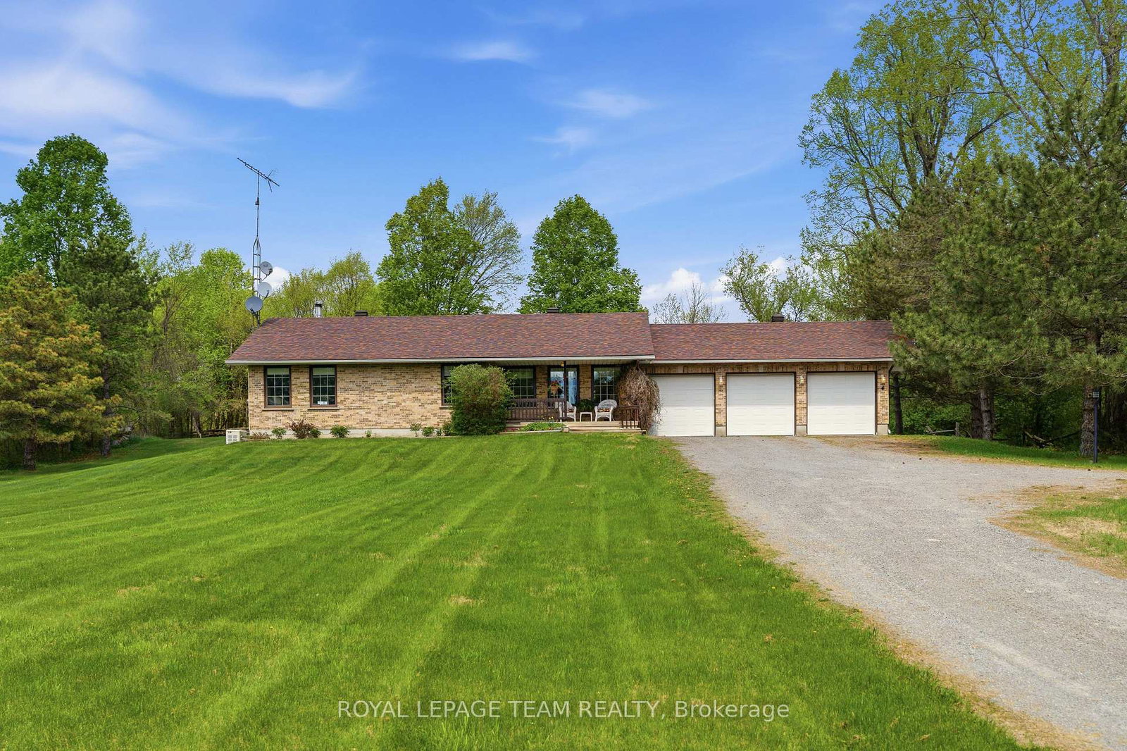 2754-tatlock-road-mississippi-mills-ontario-x13158036