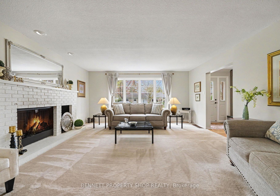 580-blanchard-crescent-ottawa-ontario-x13158046