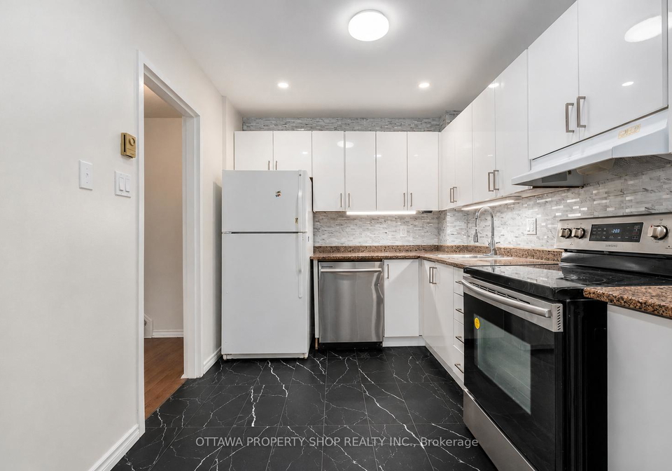 825-cahill-drive-w-ottawa-ontario-x13158352