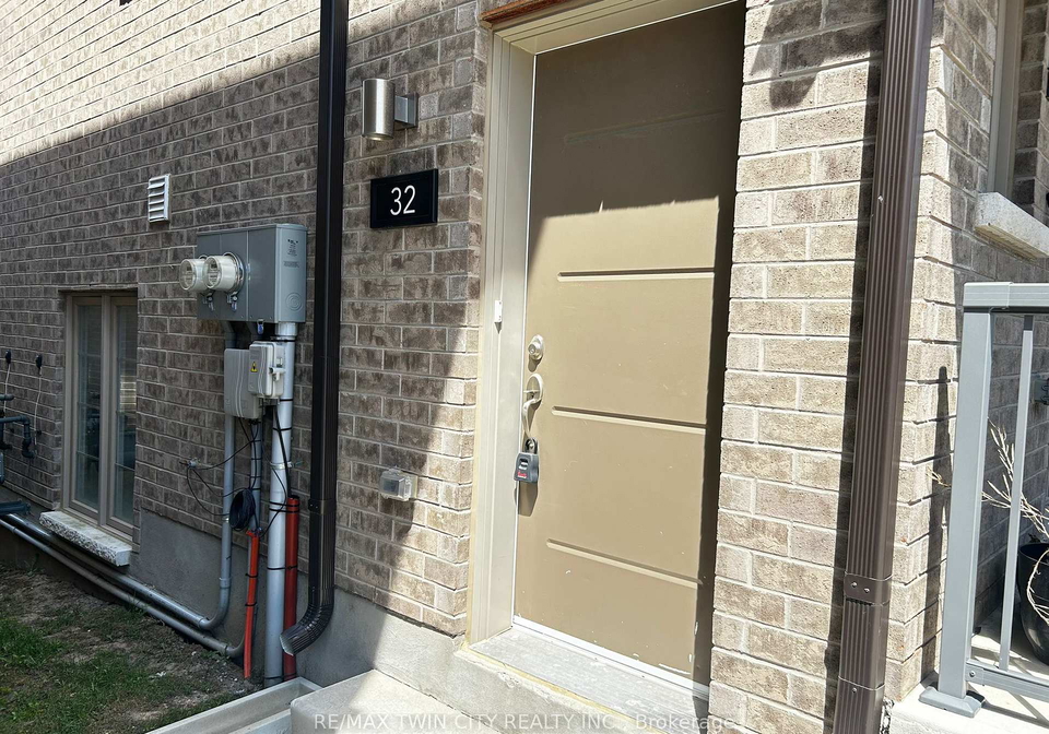 205-west-oak-trail-kitchener-ontario-x13158458