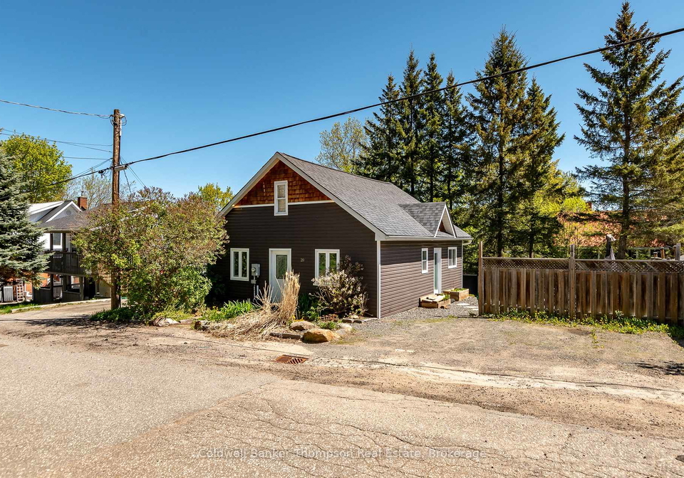 20-lorne-street-s-huntsville-ontario-x13158568