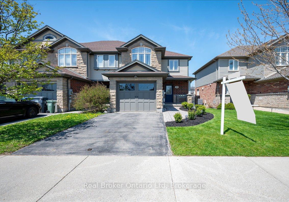 32-laughland-lane-guelph-ontario-x13158820
