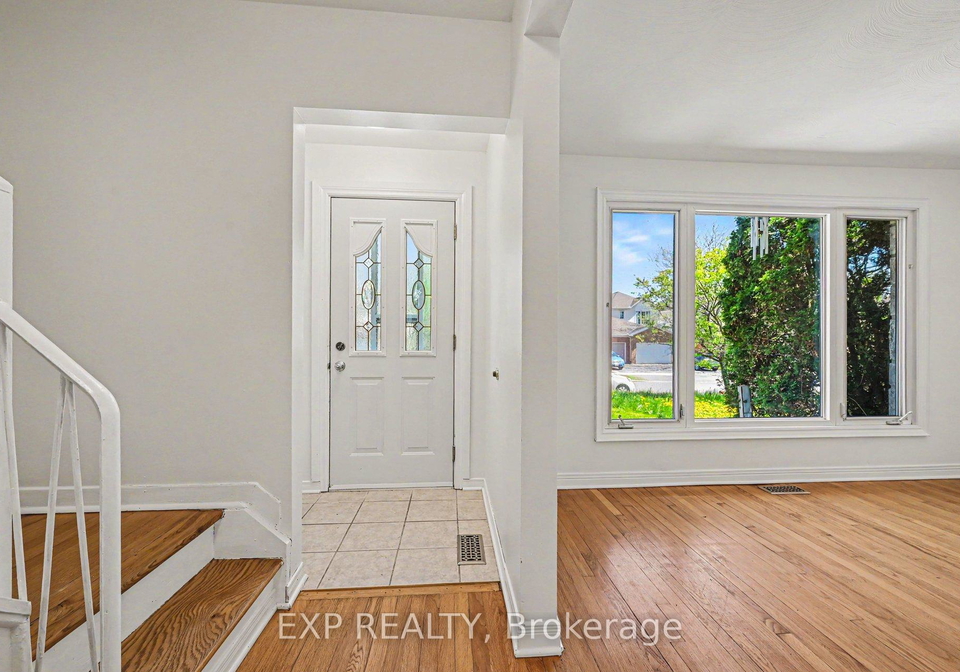 1214-clyde-avenue-ottawa-ontario-x13158822