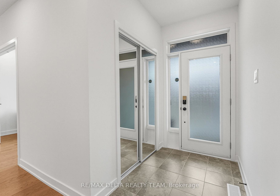 39-angel-heights-ottawa-ontario-x13158856
