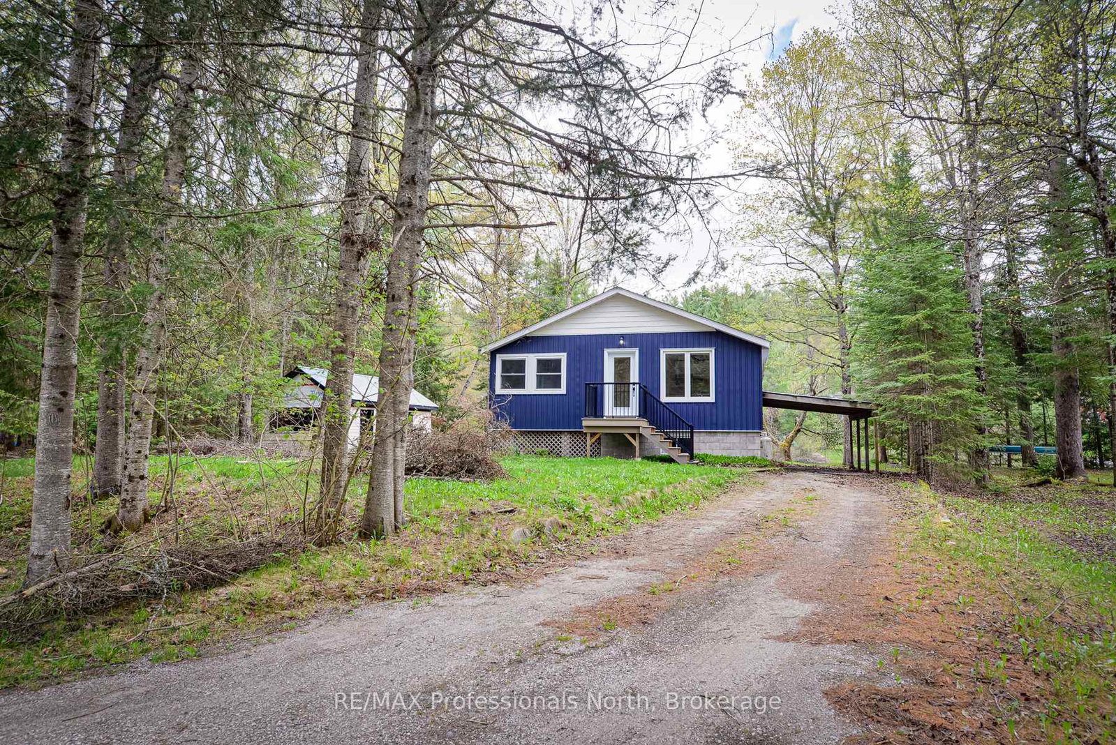 1011-harmony-lane-private-bracebridge-ontario-x13158914