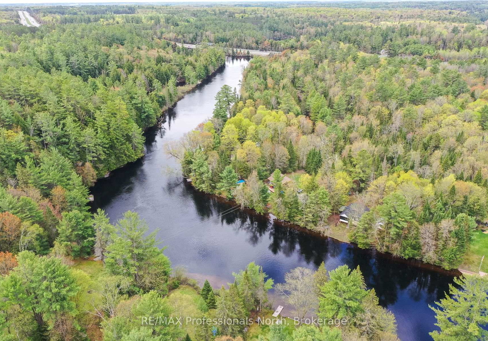 1011-harmony-lane-private-bracebridge-ontario-x13158914