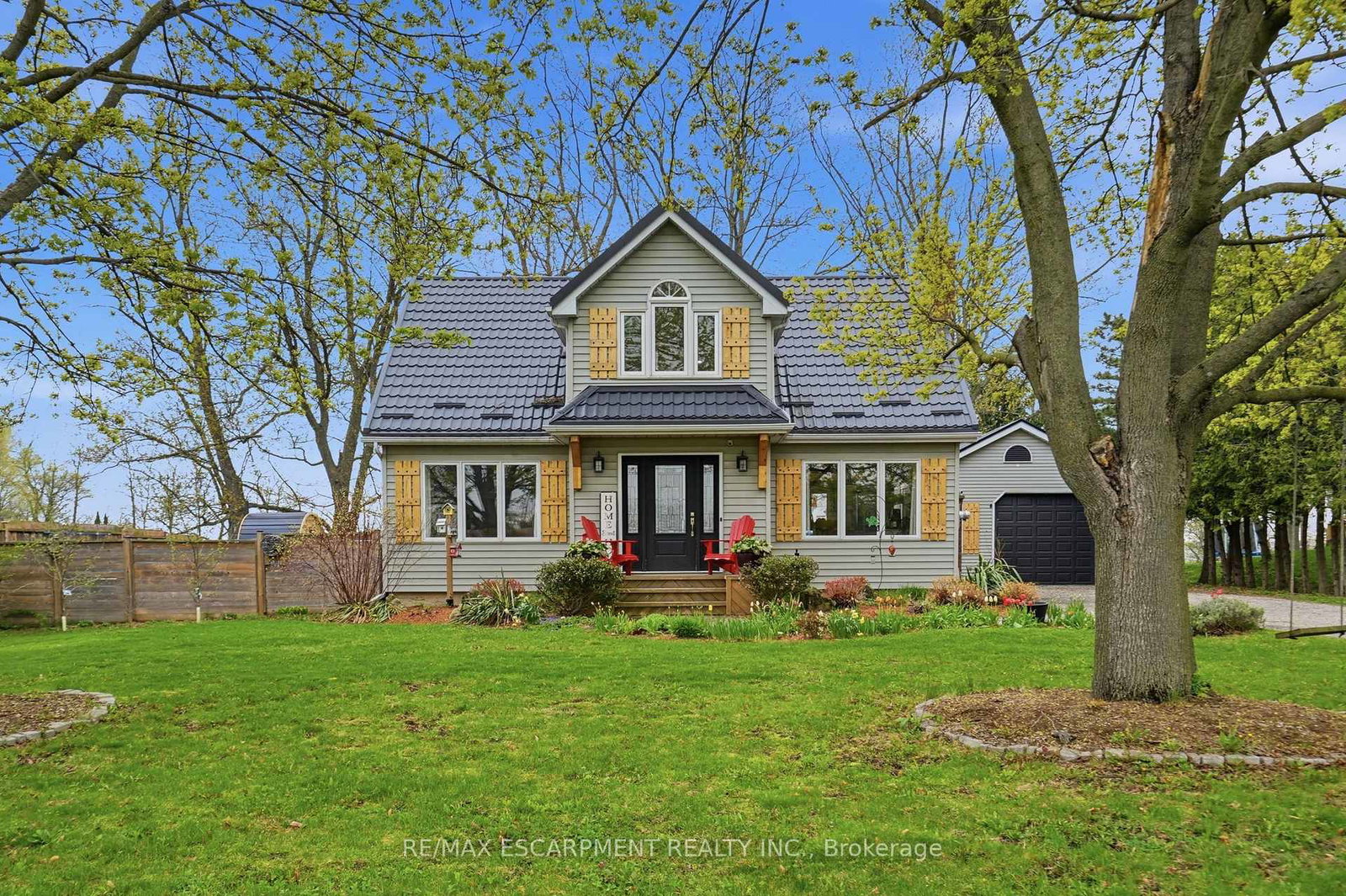 27-blossom-avenue-brantford-ontario-x13158960