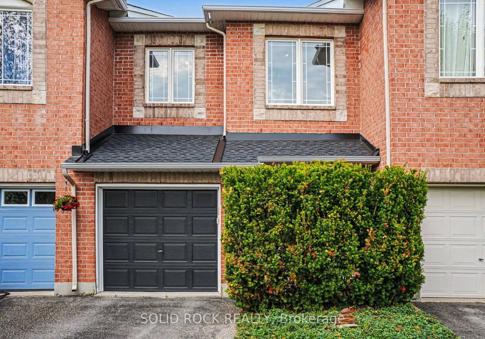 2064-dunollie-crescent-kanata-ontario-x13159010