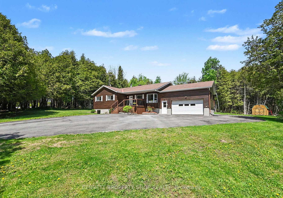 3260-dornie-road-north-glengarry-ontario-x13159180