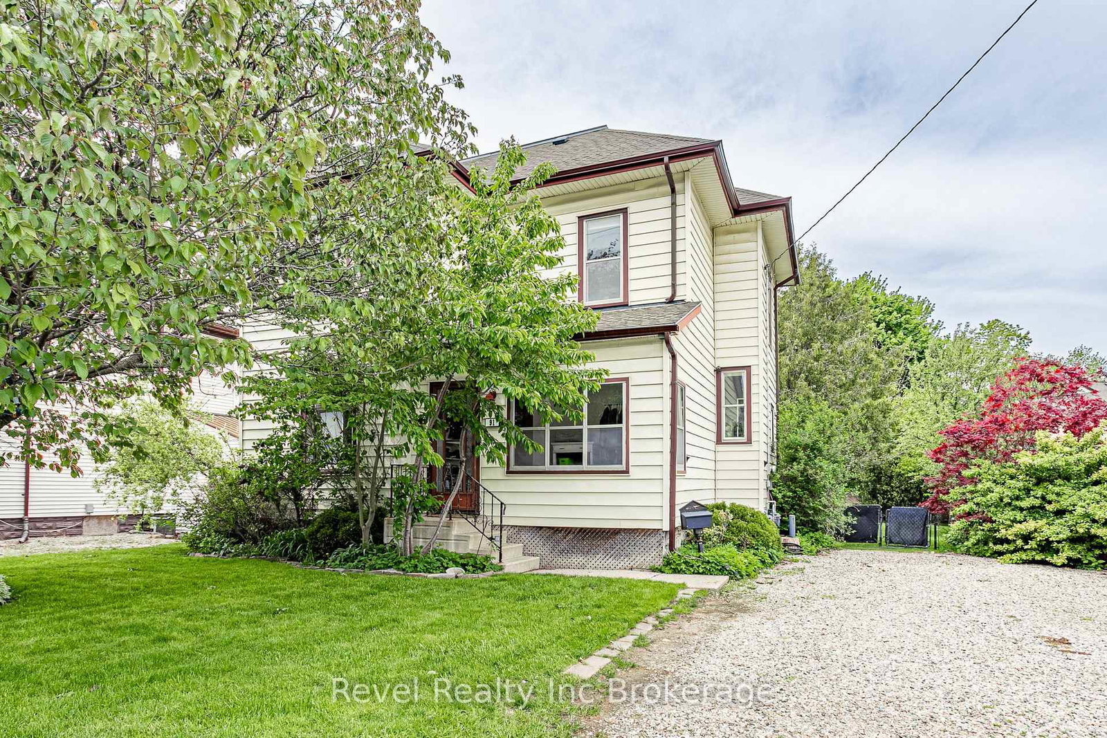 91-canterbury-street-ingersoll-ontario-x13159206