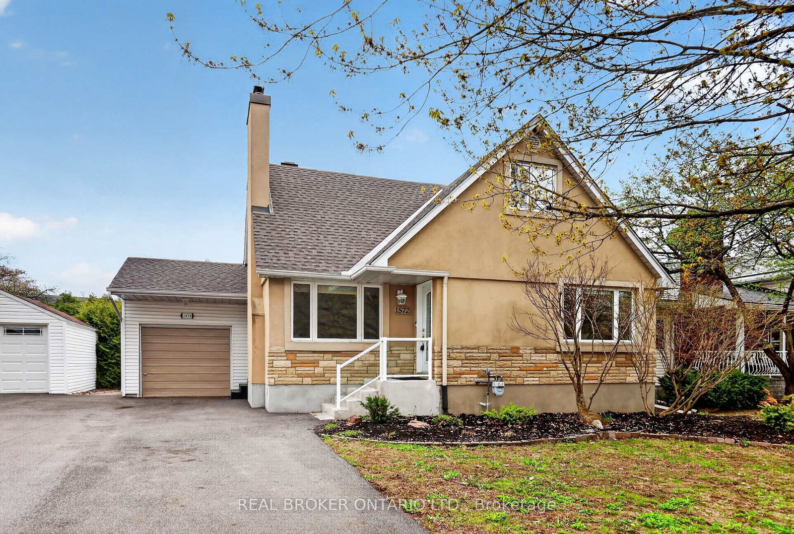 1572-dorion-avenue-ottawa-ontario-x13159296