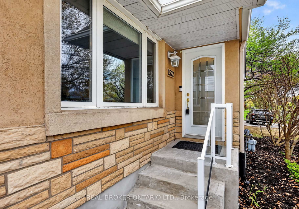 1572-dorion-avenue-ottawa-ontario-x13159296