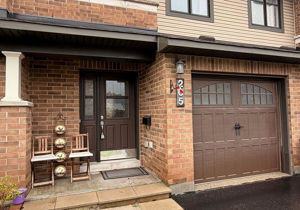 205-mancini-way-ottawa-ontario-x13159368