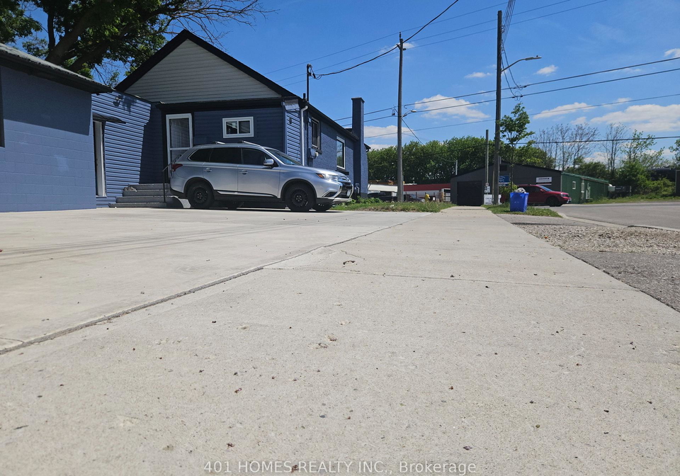 1092-e-brydges-street-london-east-ontario-x13159428
